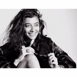 Meet your Posher, Carol-joe